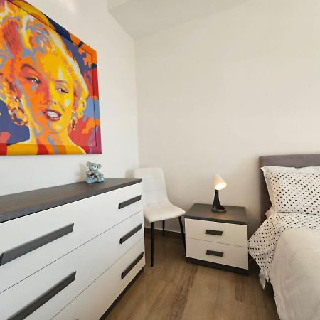 La Finestra Sul Porto Apartment เจนัว ภายนอก รูปภาพ