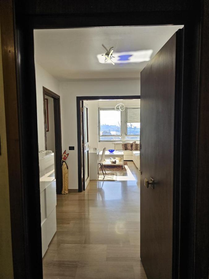 La Finestra Sul Porto Apartment เจนัว ภายนอก รูปภาพ