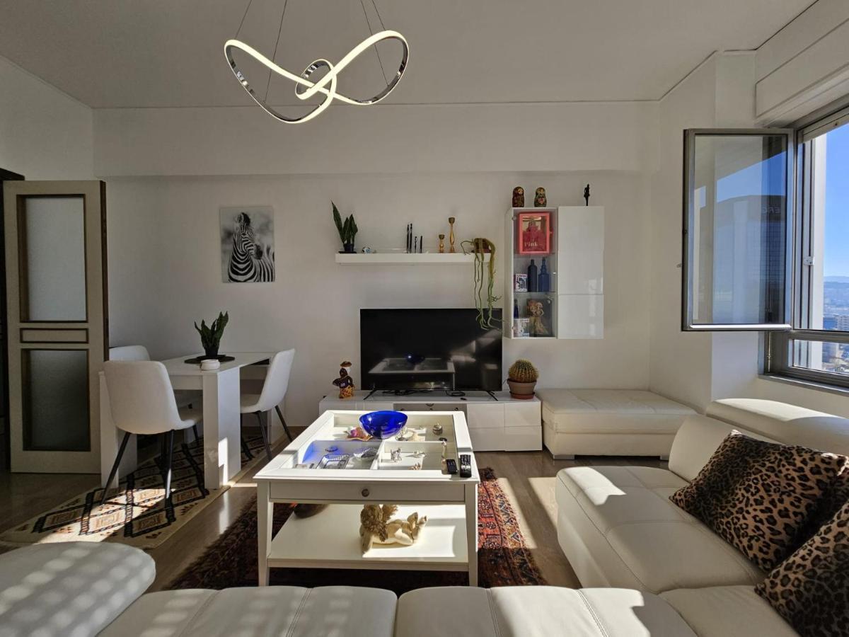 La Finestra Sul Porto Apartment เจนัว ภายนอก รูปภาพ