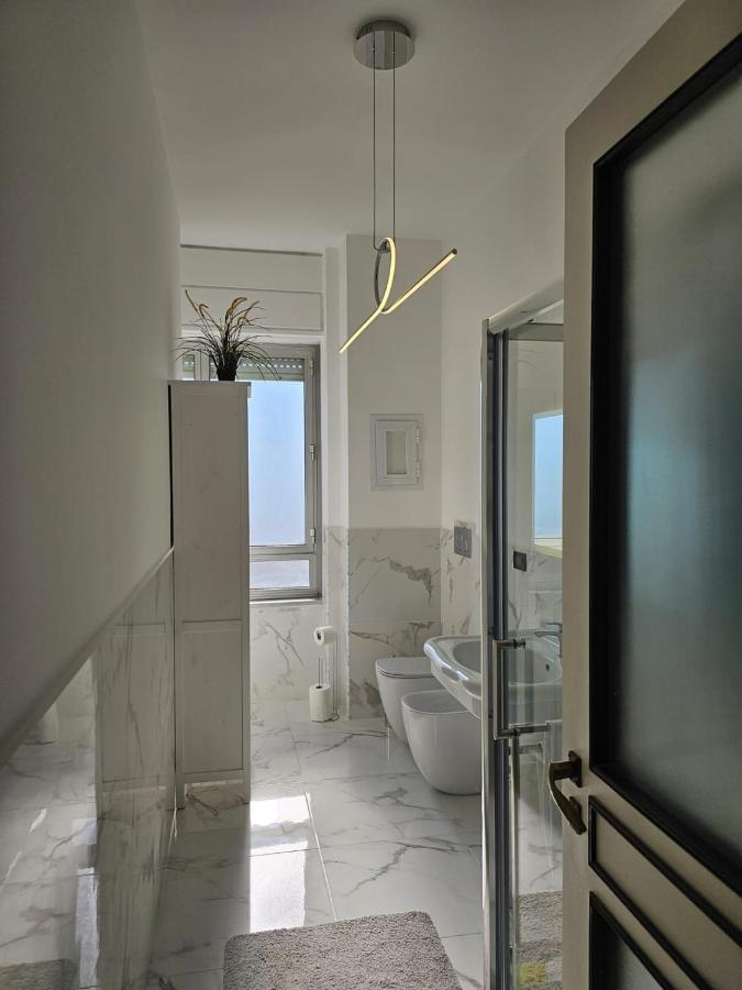 La Finestra Sul Porto Apartment เจนัว ภายนอก รูปภาพ