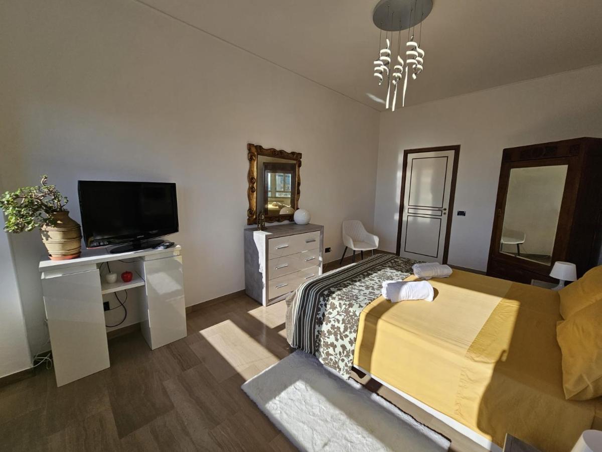 La Finestra Sul Porto Apartment เจนัว ภายนอก รูปภาพ