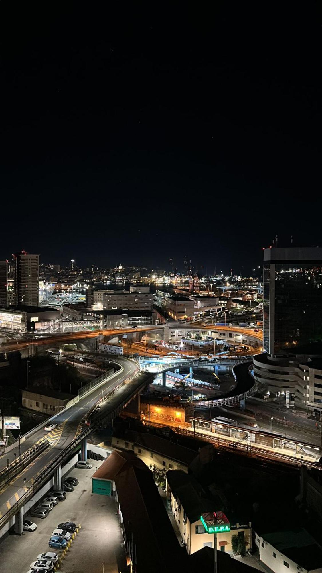 La Finestra Sul Porto Apartment เจนัว ภายนอก รูปภาพ